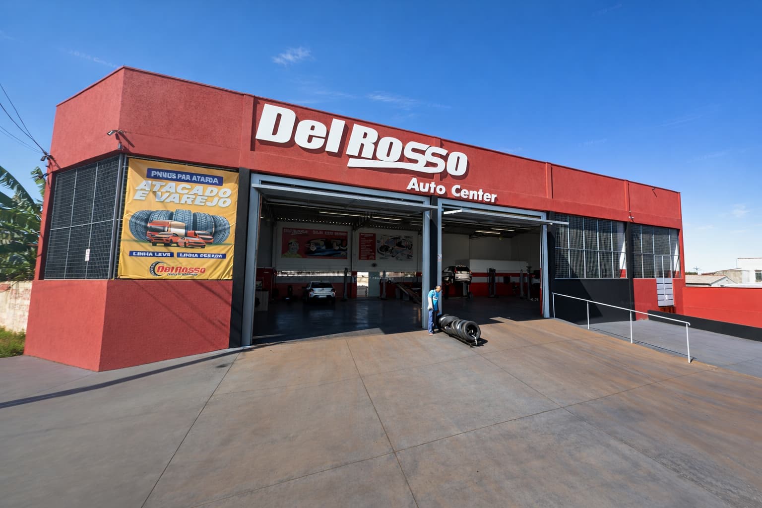 Fachada da Del Rosso Serrana